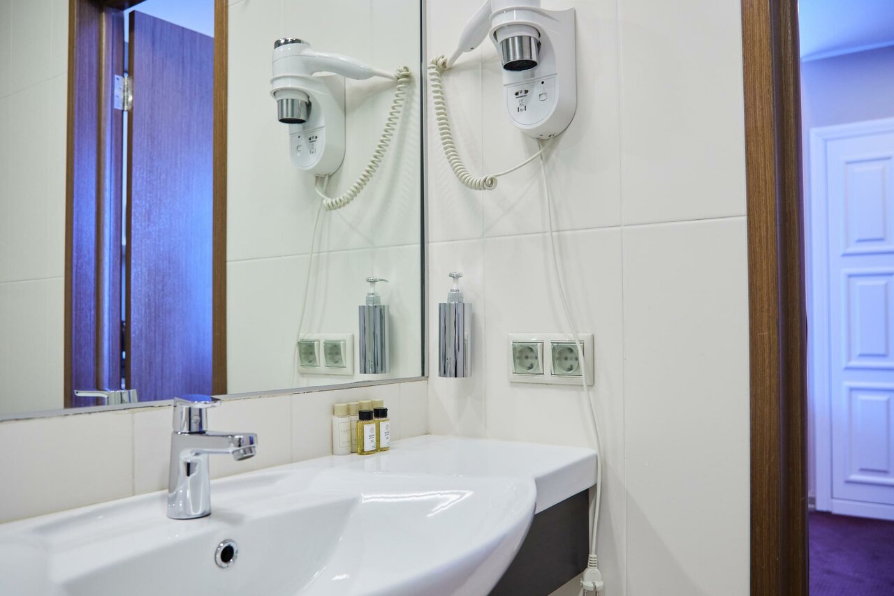 Гостевой дом The Bridge Hotel Санкт-Петербург
