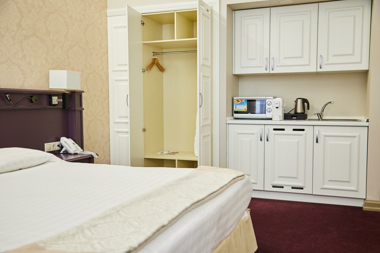 Гостевой дом The Bridge Hotel Санкт-Петербург