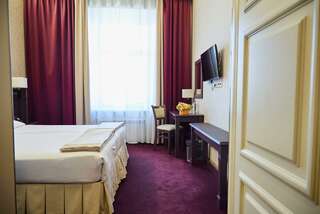 Гостевой дом The Bridge Hotel Санкт-Петербург 2-местный номер стандарт улучшенный-1